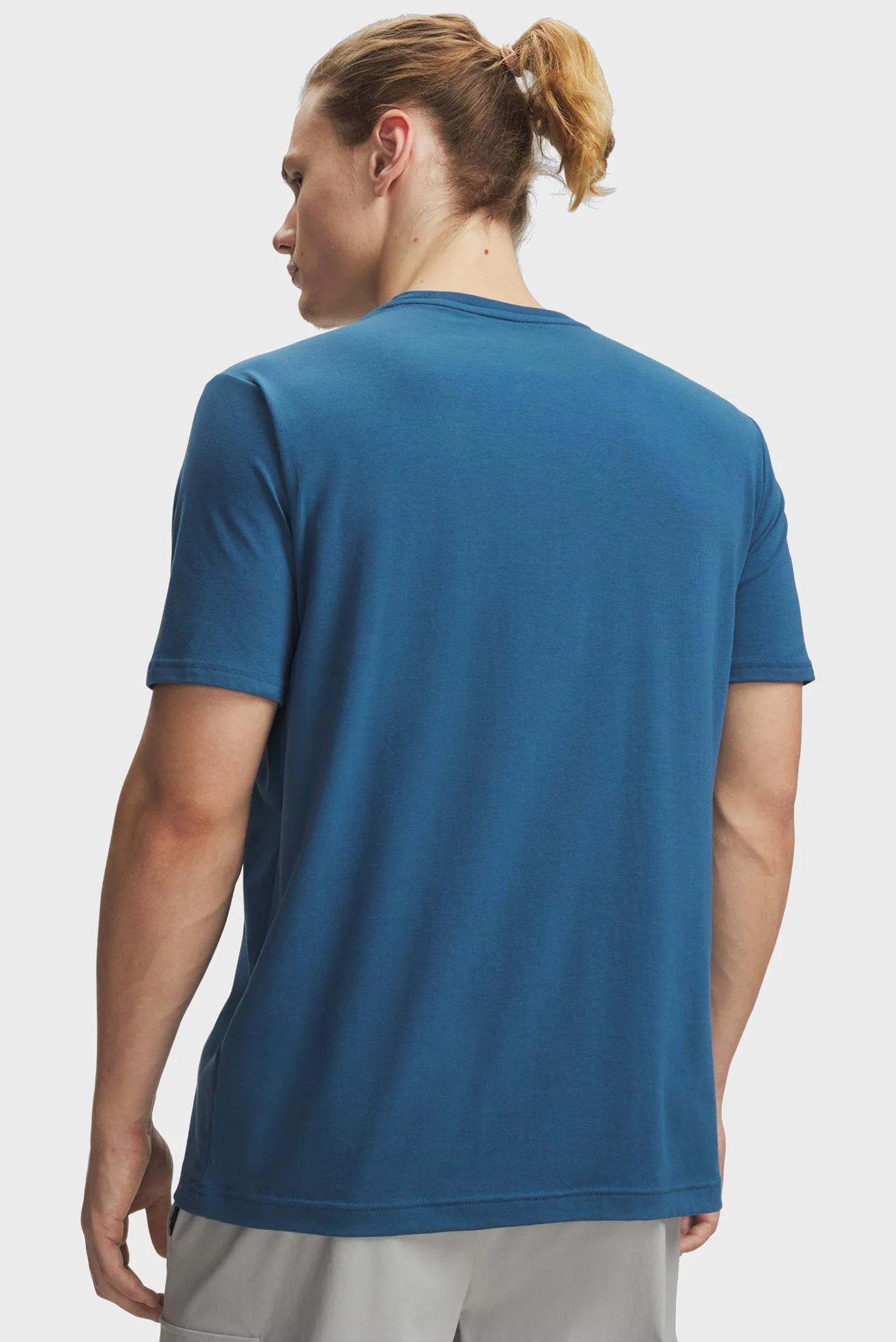 Under Armour მამაკაცის მაისური