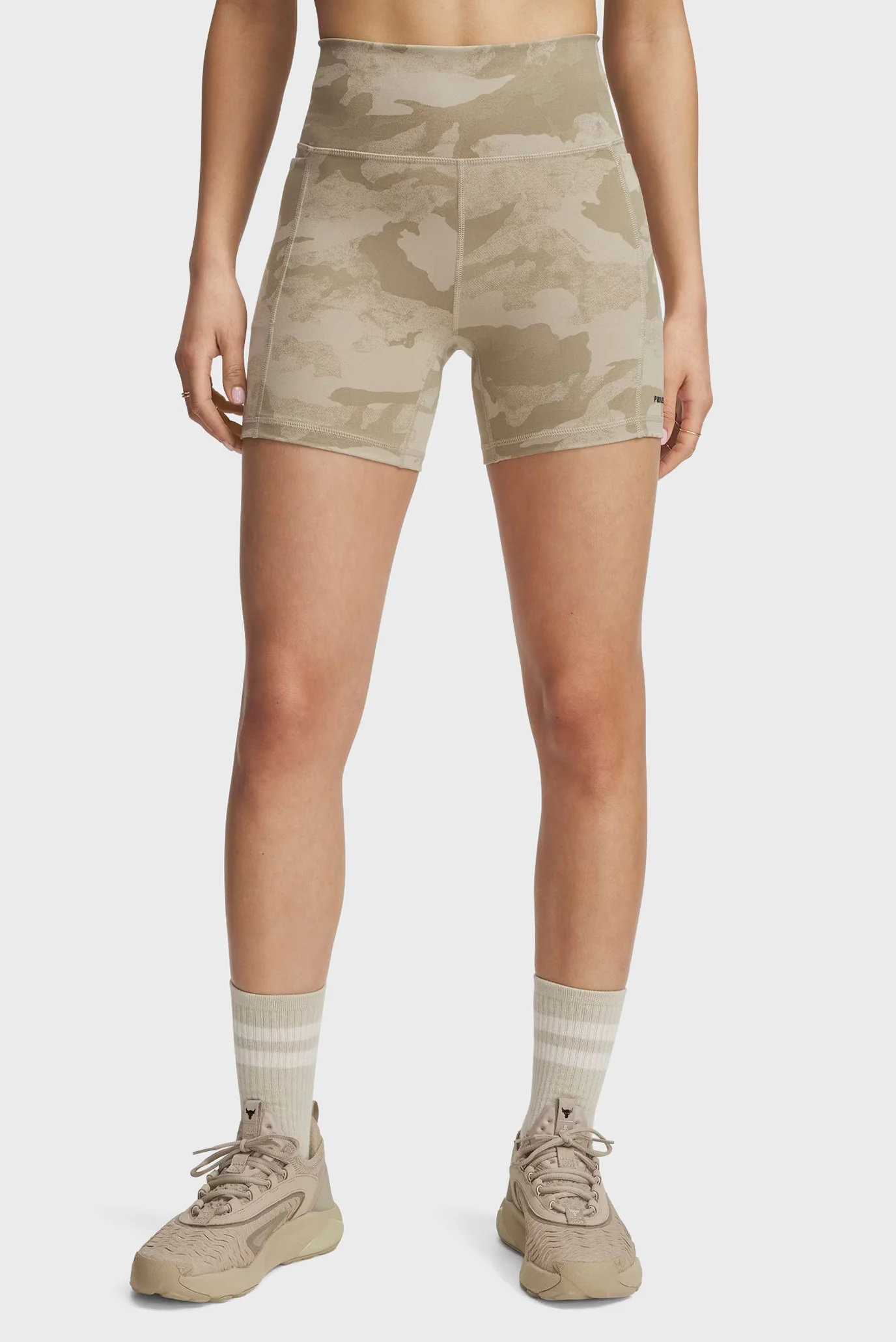 Under Armour ქალის შორტი