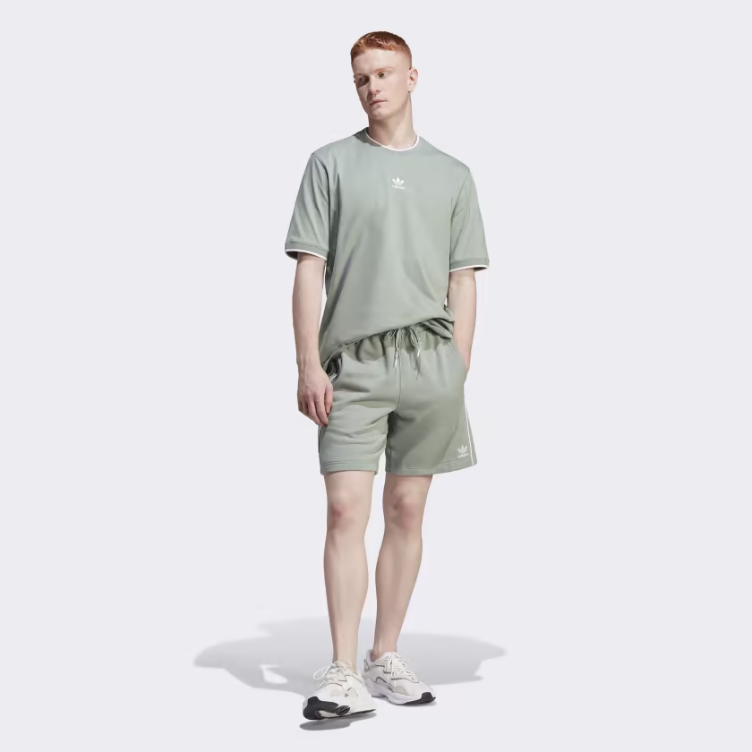 Adidas მამაკაცის შორტი ESS SHORT