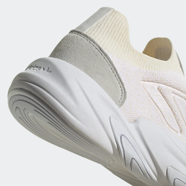 Adidas ქალის სპორტული ფეხსაცმელი OZELIA KNT W