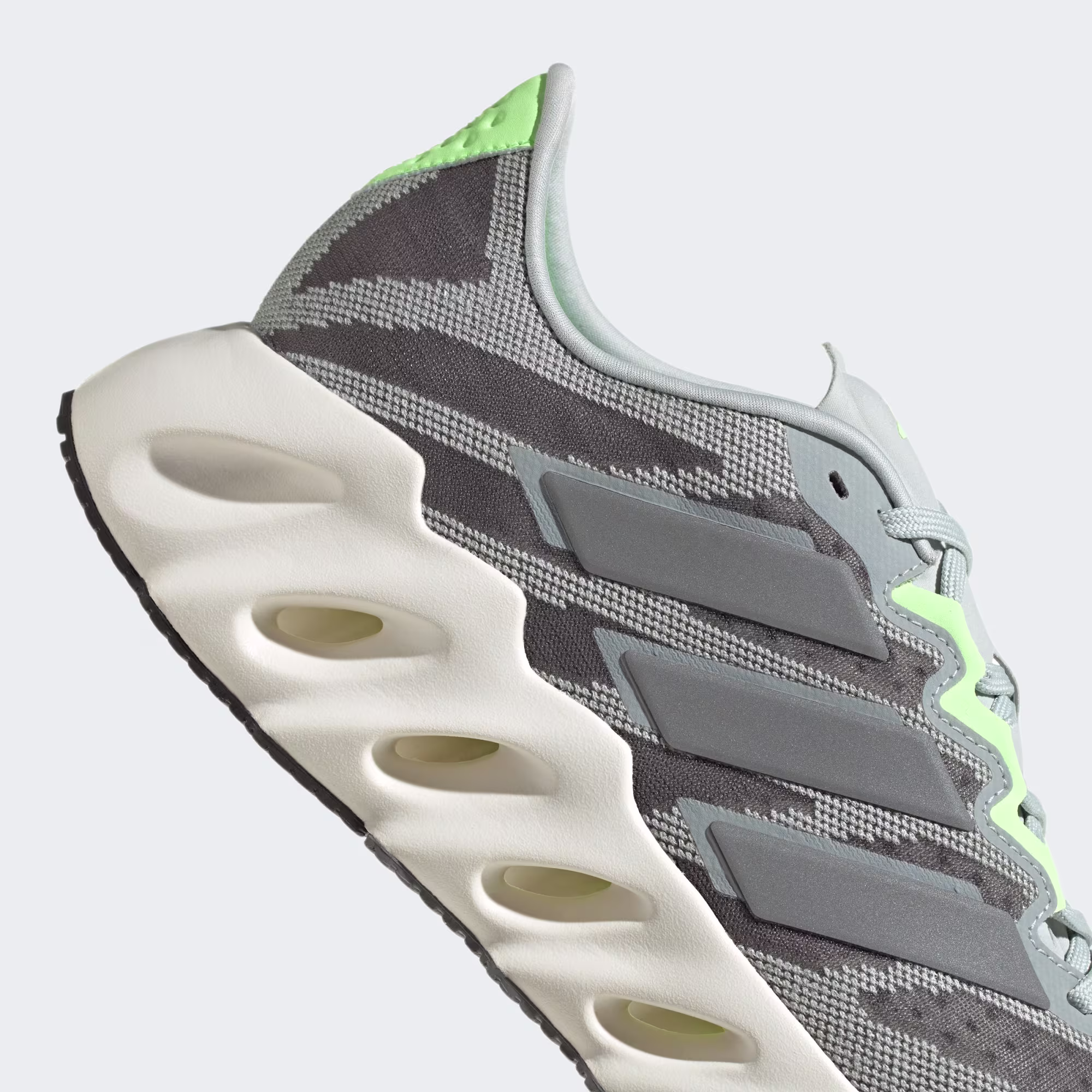 Adidas მამაკაცის სპორტული ფეხსაცმელი ADIDAS SWITCH FWD M
