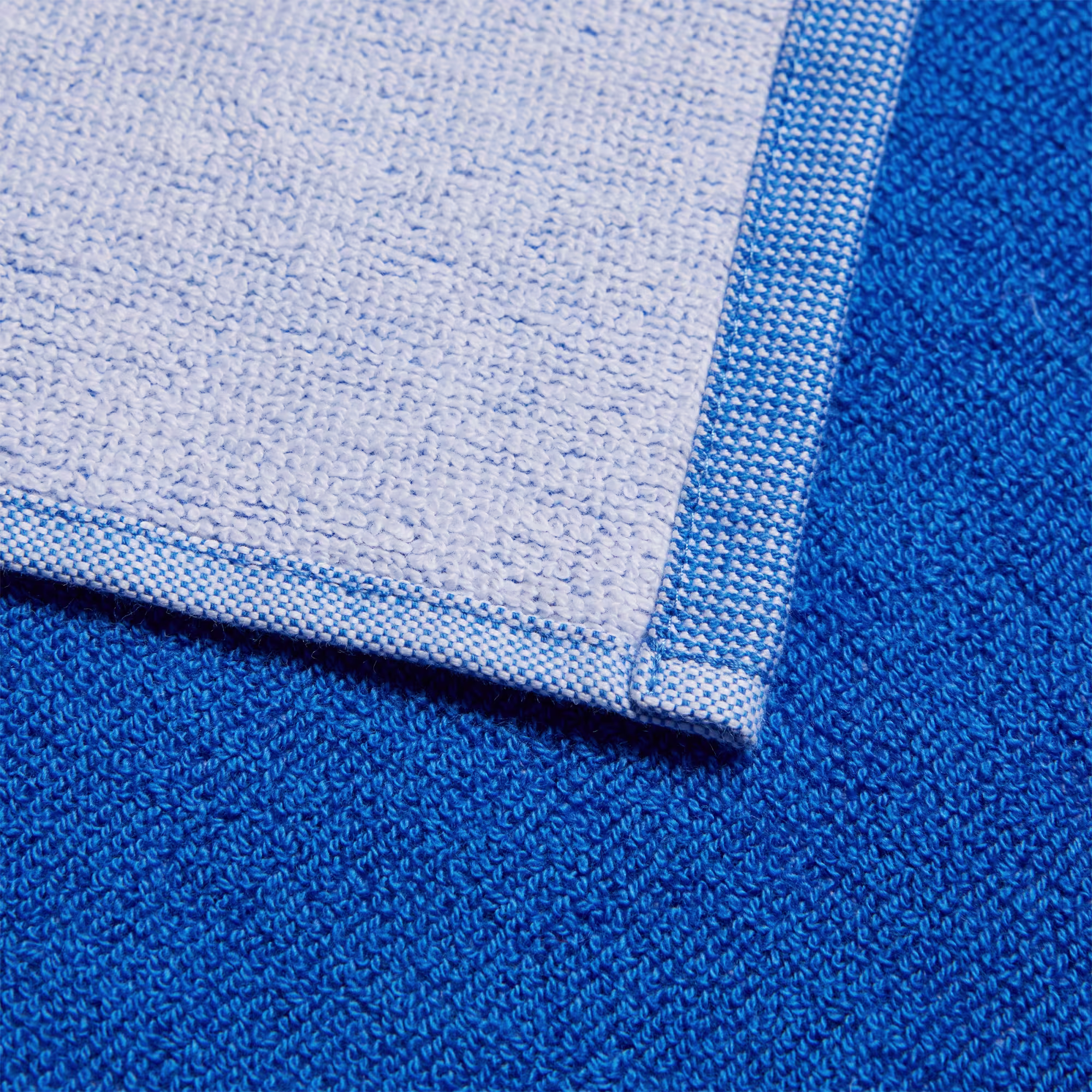 Adidas პირსახოცი 3BAR TOWEL LARG