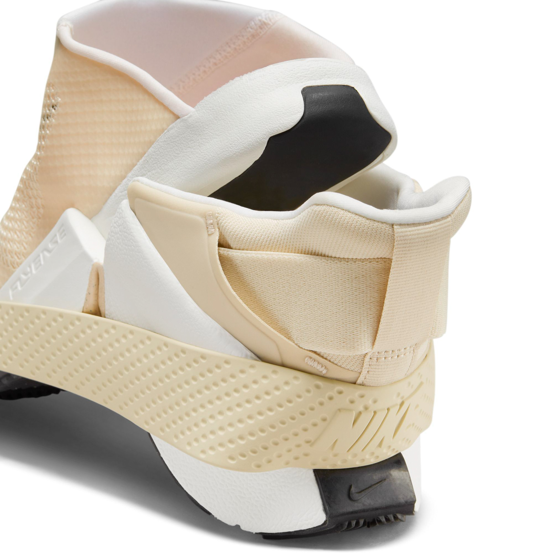 Nike ქალის სპორტული ფეხსაცმელი NIKE GO FLYEASE
