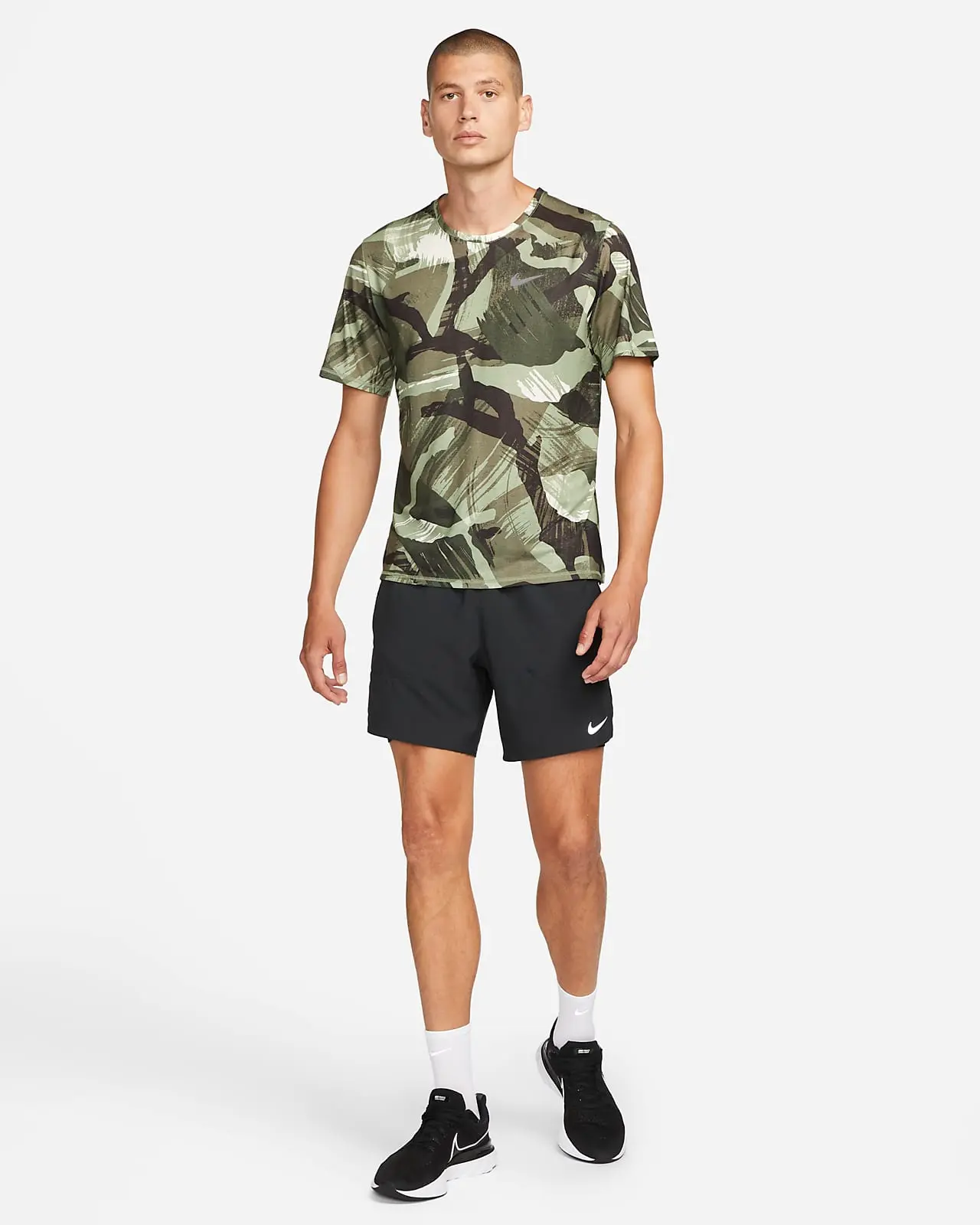 Nike მამაკაცის მაისური M NK DF MILER TOP SS CAMO