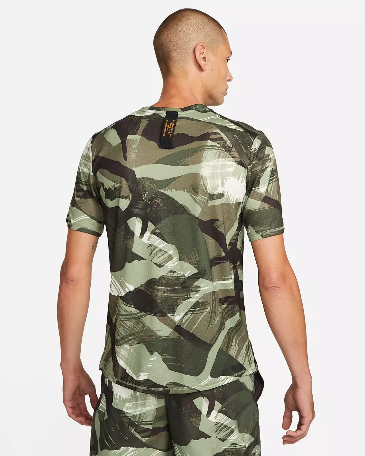Nike მამაკაცის მაისური M NK DF MILER TOP SS CAMO