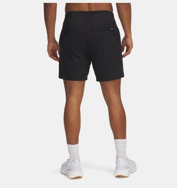 Under Armour მამაკაცის შორტი