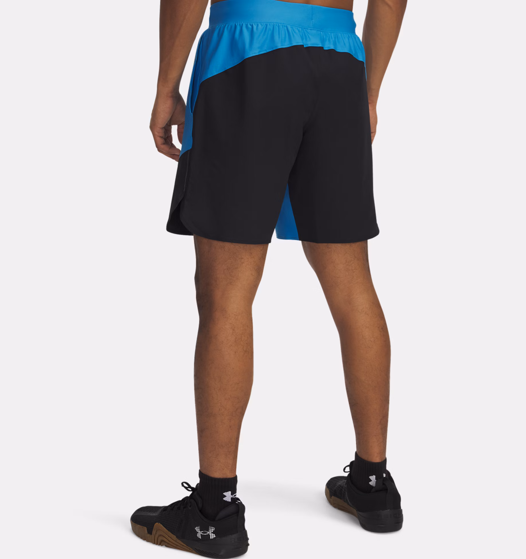 Under Armour მამაკაცის შორტი