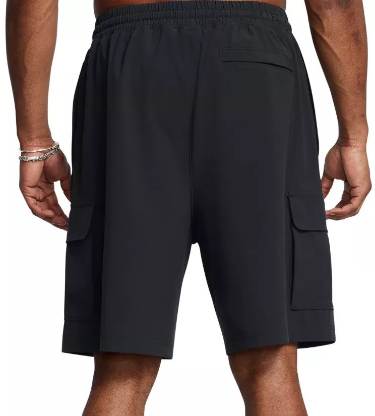 Under Armour მამაკაცის შორტი