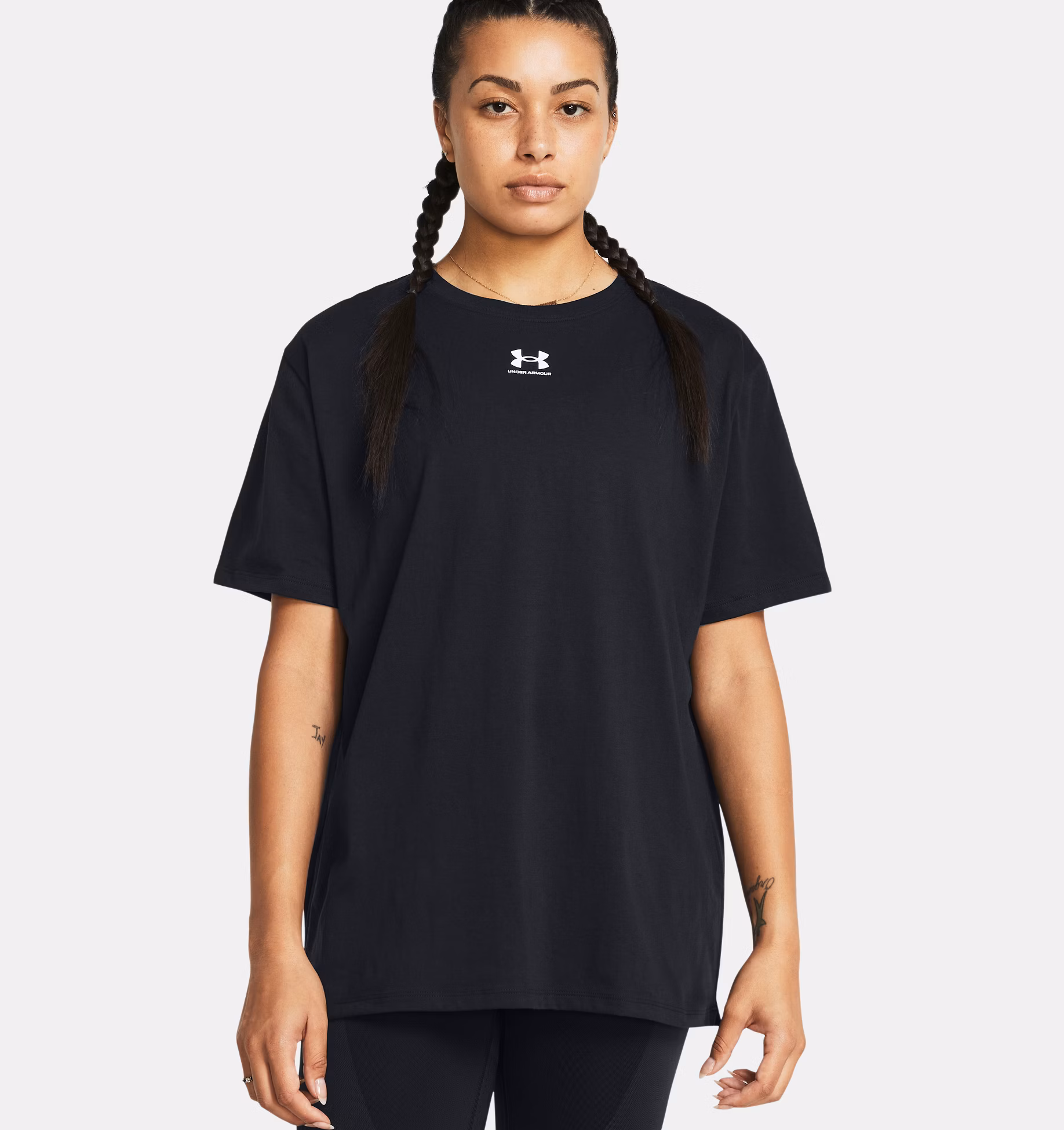 Under Armour ქალის მაისური Campus Oversize SS-BLK