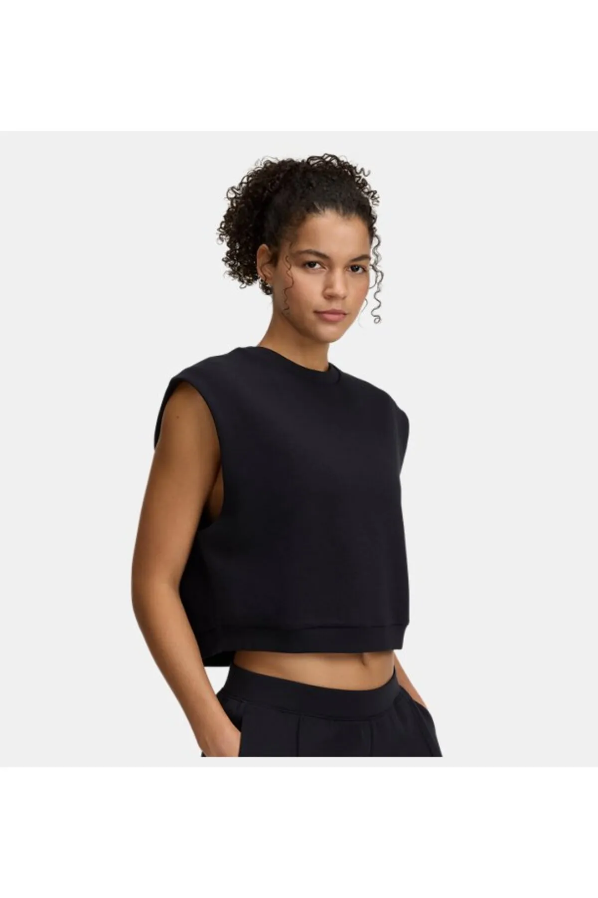 Under Armour ქალის ჯემპრი