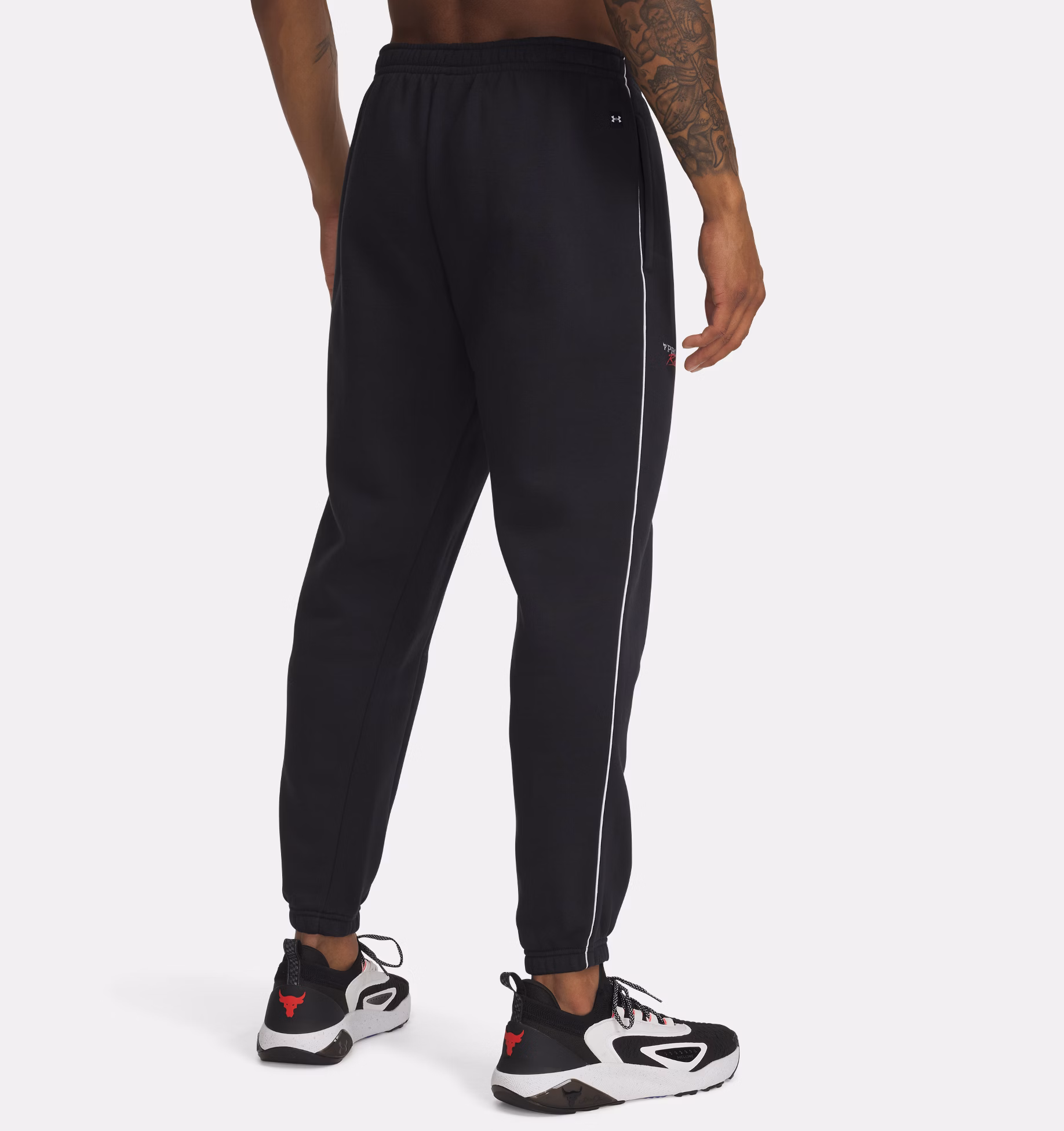 Under Armour მამაკაცის სპორტული შარვალი