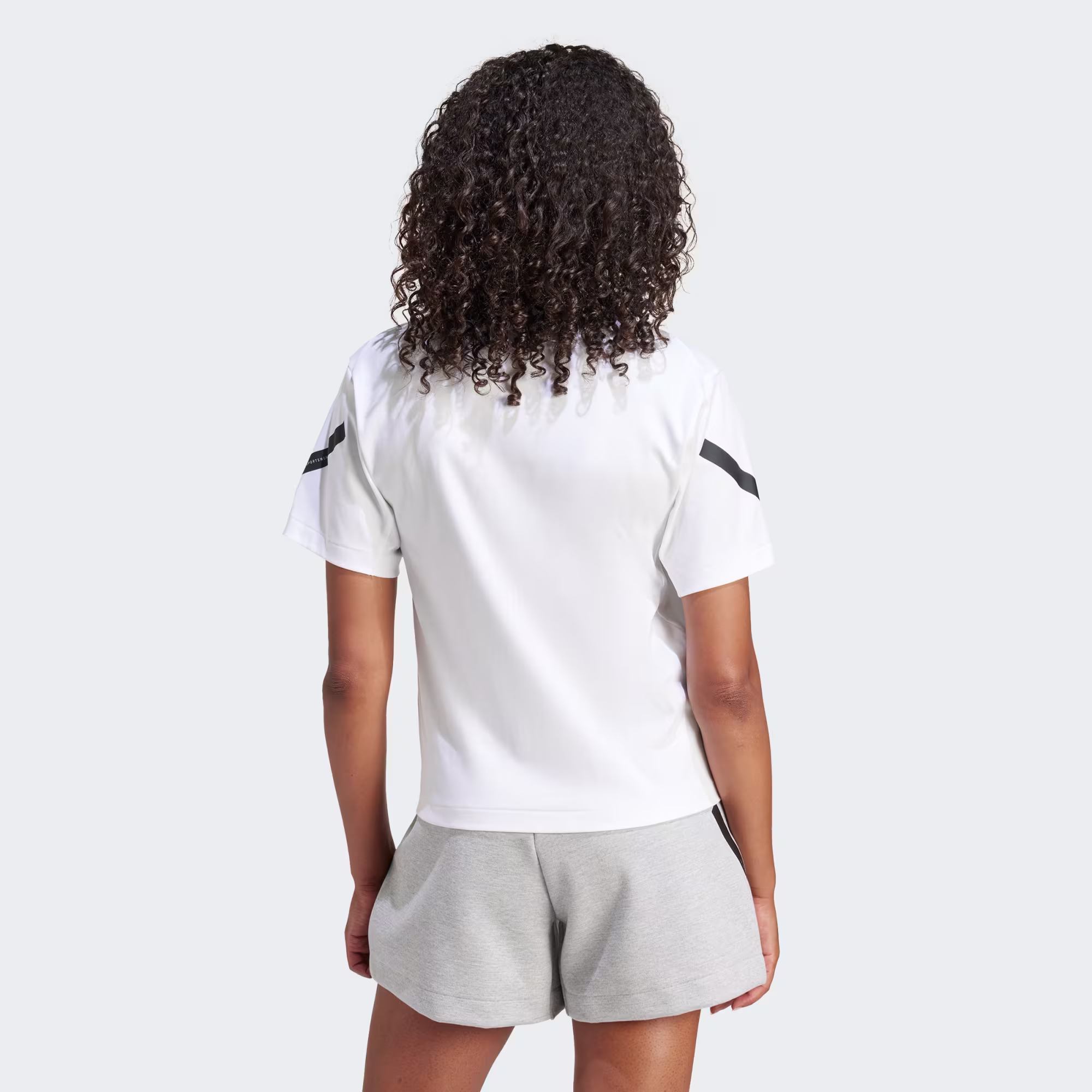 Adidas ქალის მაისური W Z.N.E. TEE