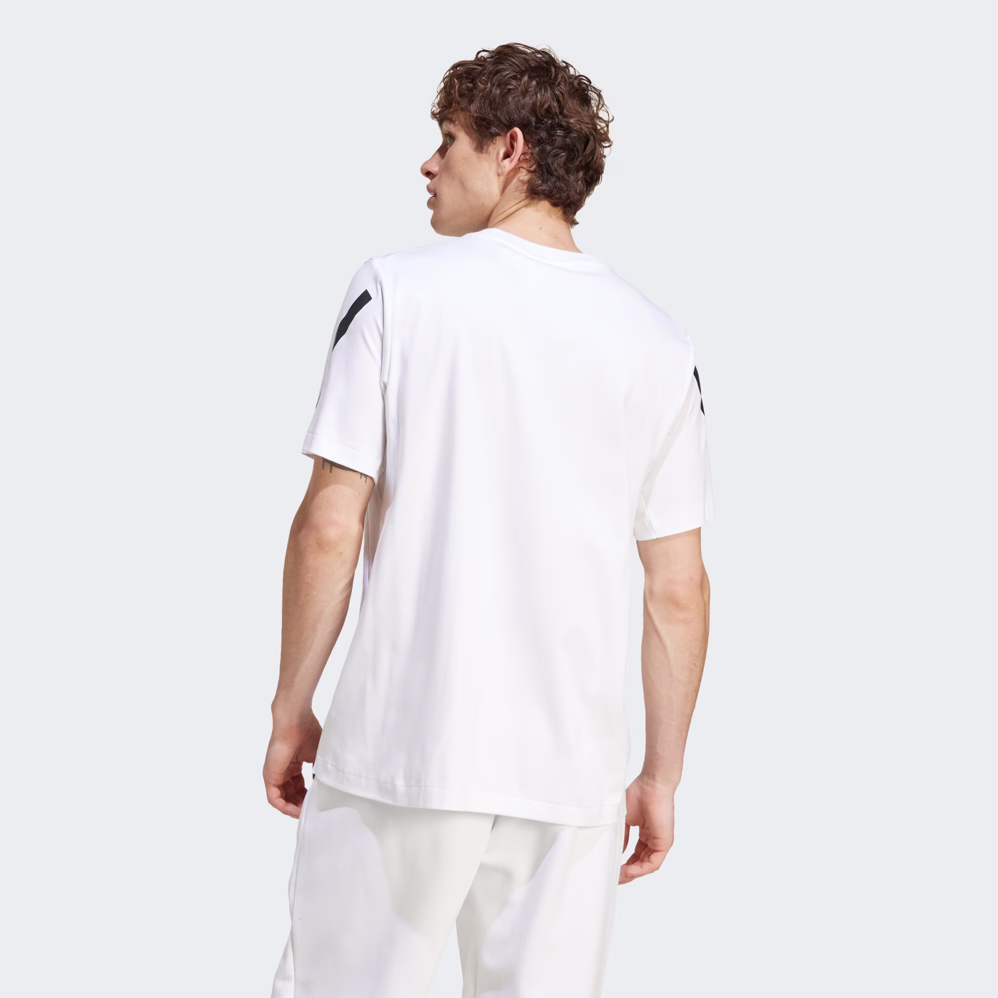 Adidas მამაკაცის მაისური M Z.N.E. TEE
