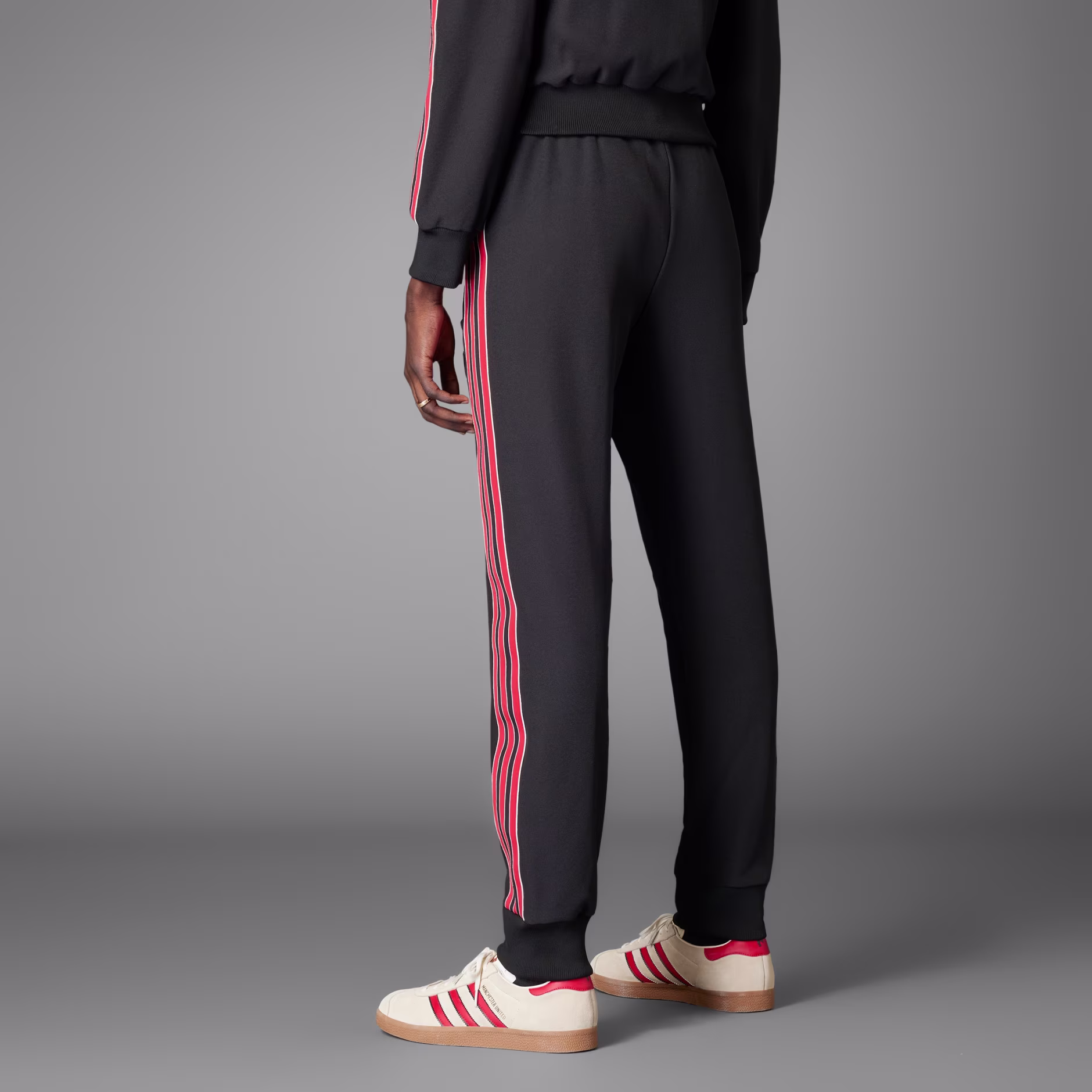 Adidas მამაკაცის შარვალი MUFC ICON TP