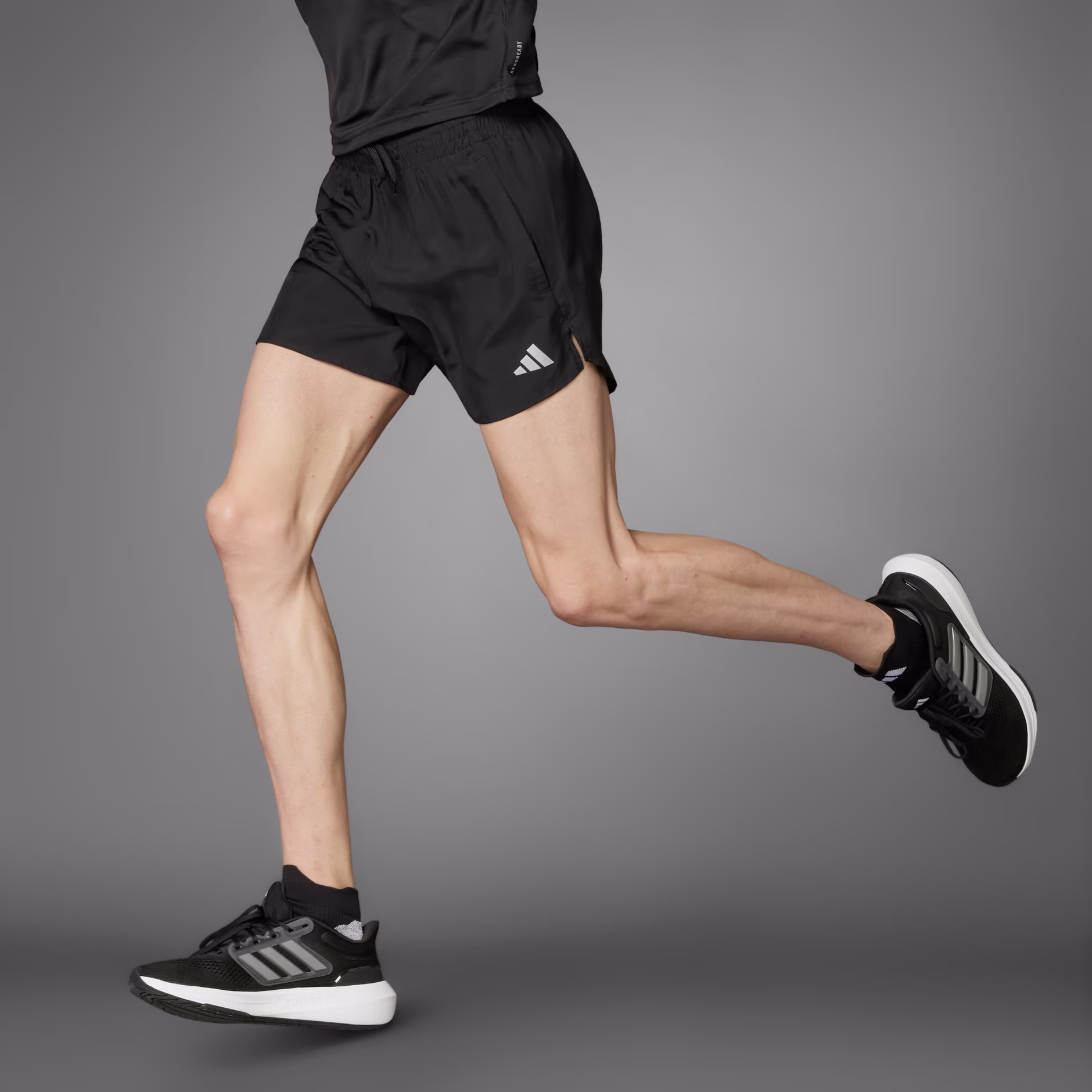 Adidas მამაკაცის შორტი RUN IT SHORT