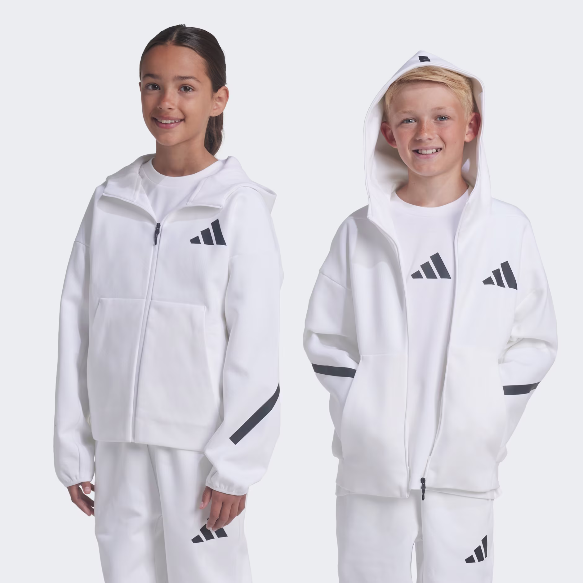 Adidas ბავშვის ჯემპრი
