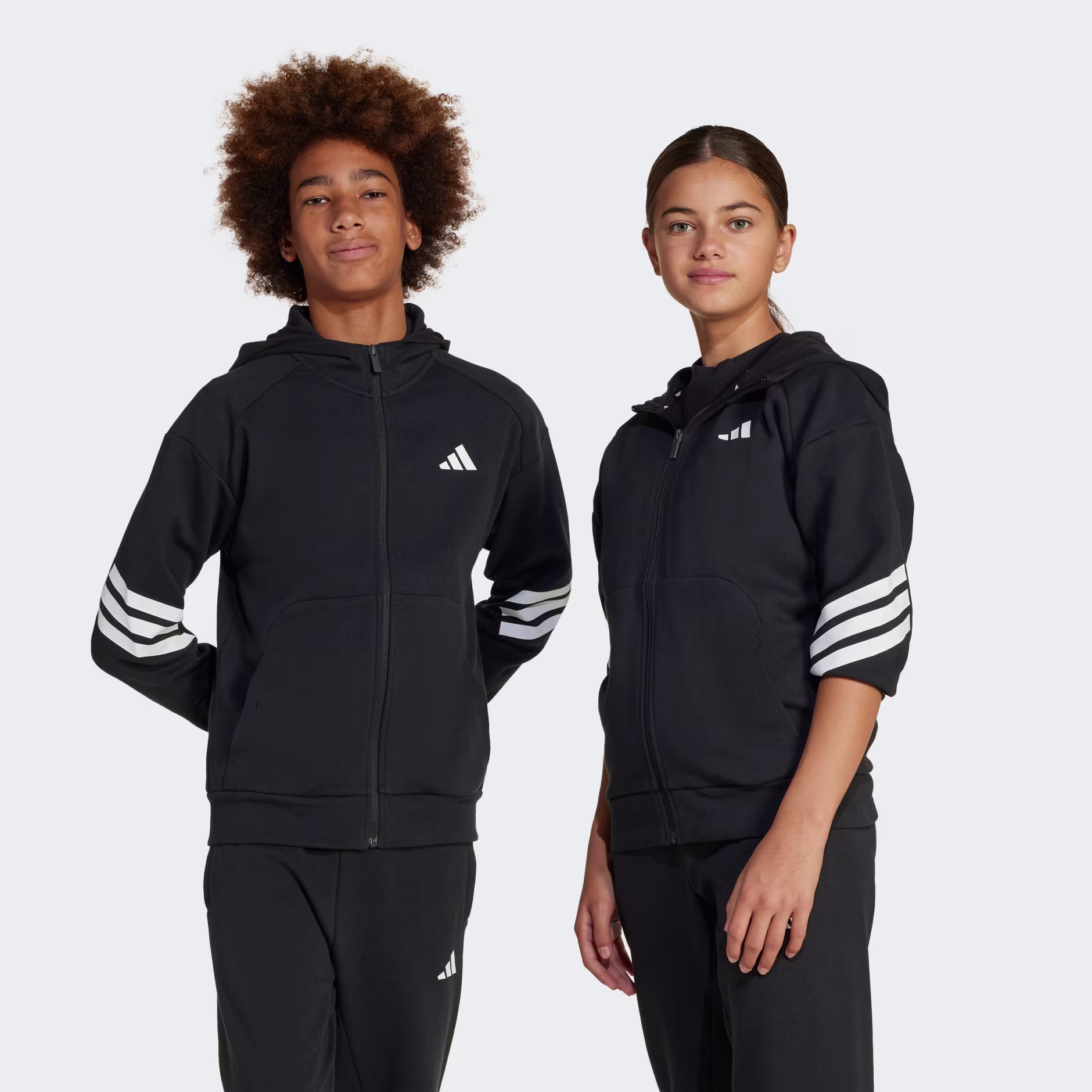 Adidas ბავშვის ჯემპრი J FI 3S FZ HD