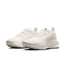 Nike ქალის სპორტული ფეხსაცმელი