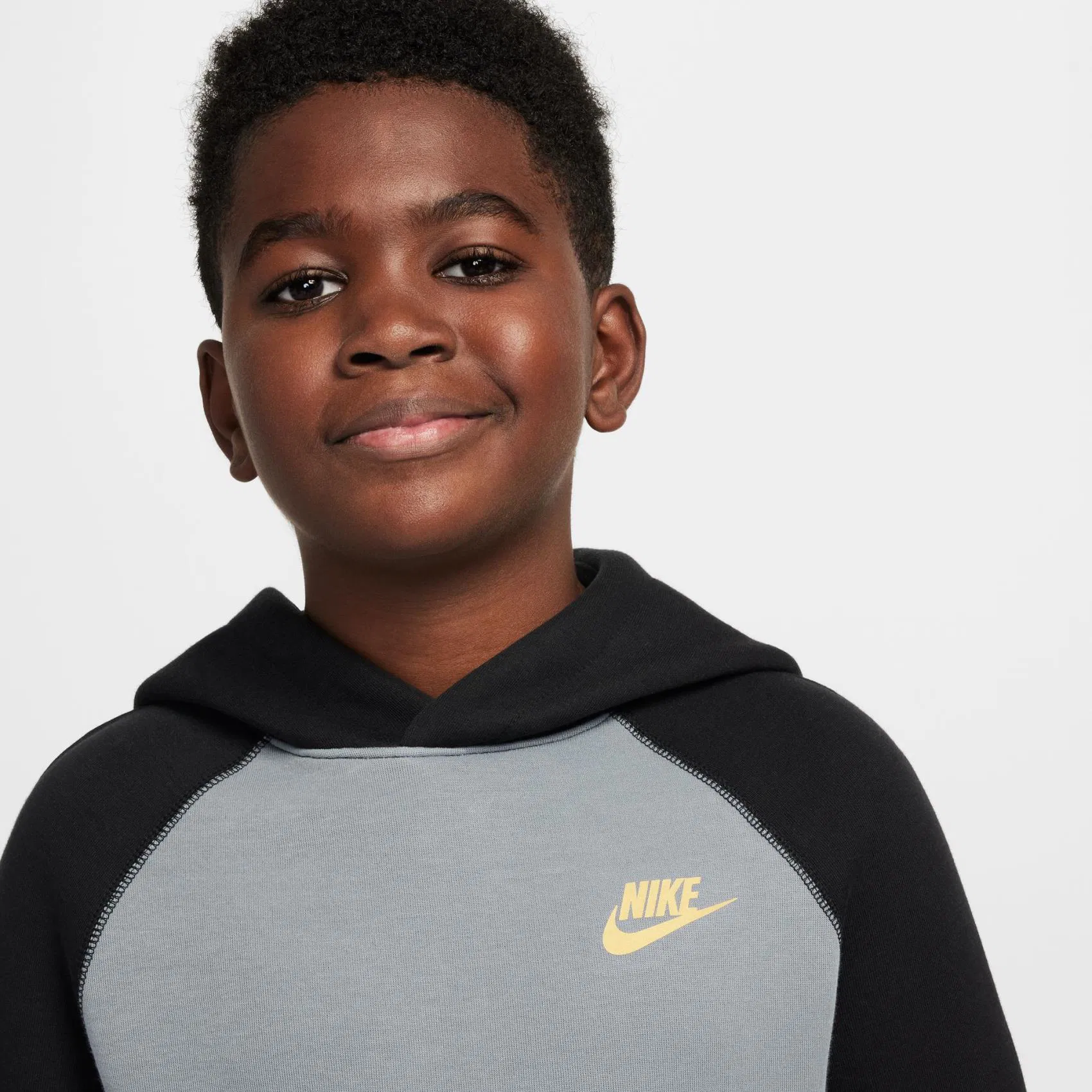 Nike ბავშვის ჯემპრი