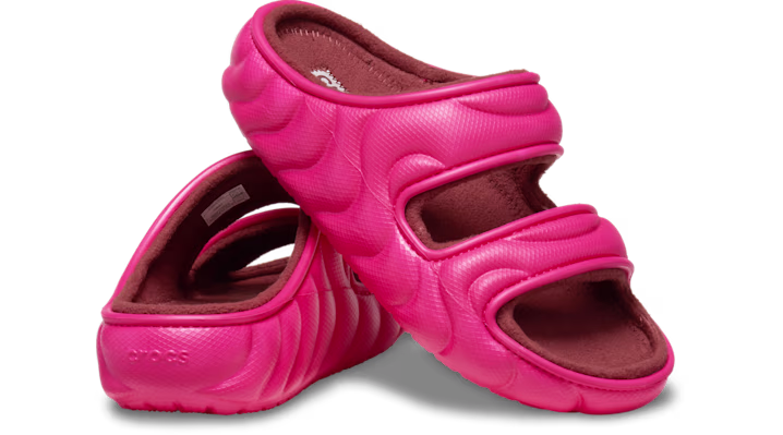 Crocs Classic Cozzzy Overpuff Sandal 